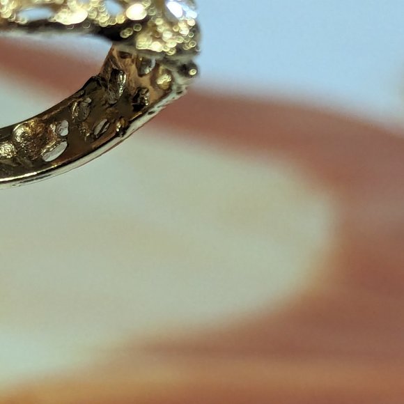 Past Present and Future Ring Brutalist Design with genuine Cubic Zirconias 3mm - Picture 7 of 9